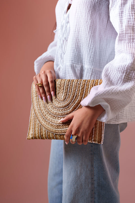 Amber Pouch