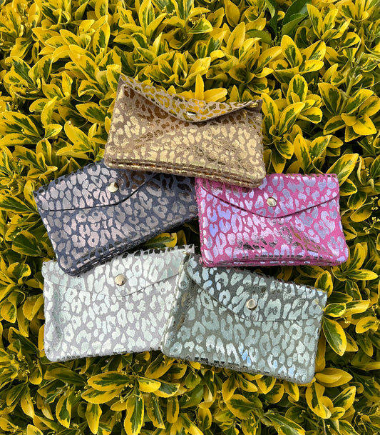Leonora purses