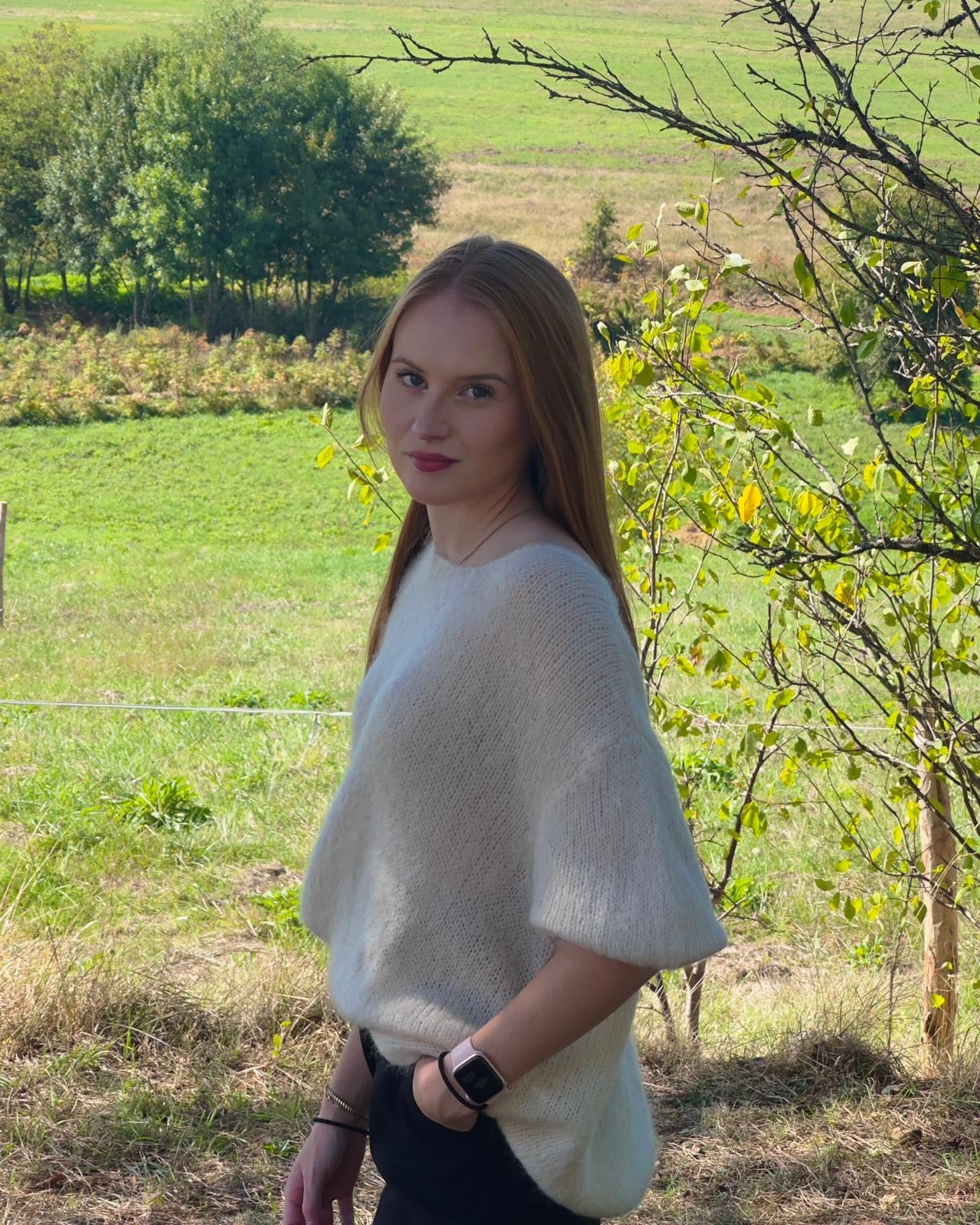 Sleeveless sweater